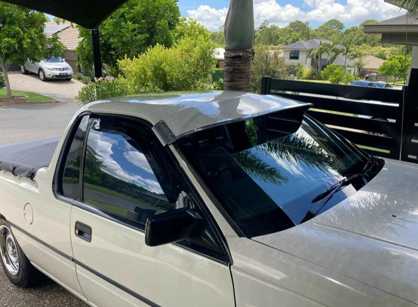 Holden Commodore VN VP VR VS VG Sedan, Wagon and Ute Aug 1988 – Aug 1997 Solid Windscreen Sunvisor - Image 4