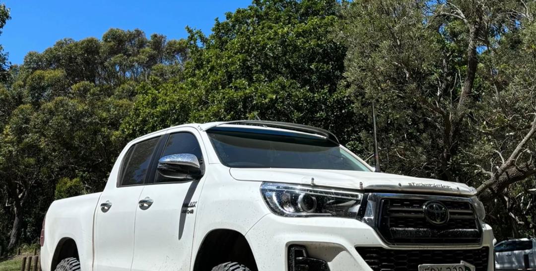 N80 Hilux Sun visor - Image 3